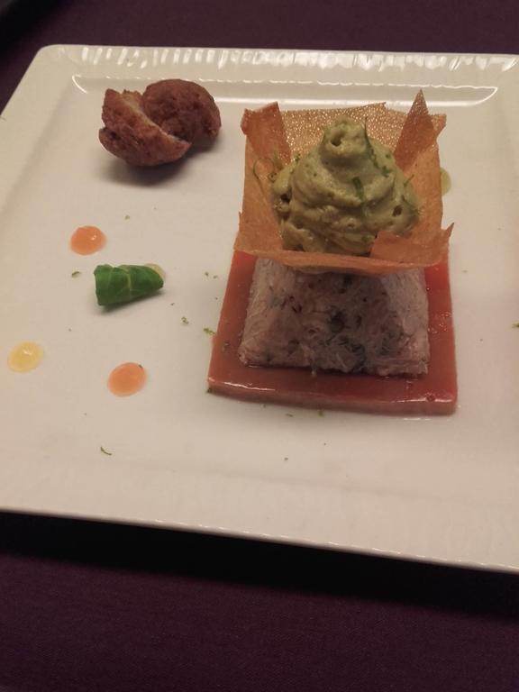 Logis Hotel-Restaurant Le Chene Vert Saint-Pourçain-sur-Sioule Dış mekan fotoğraf